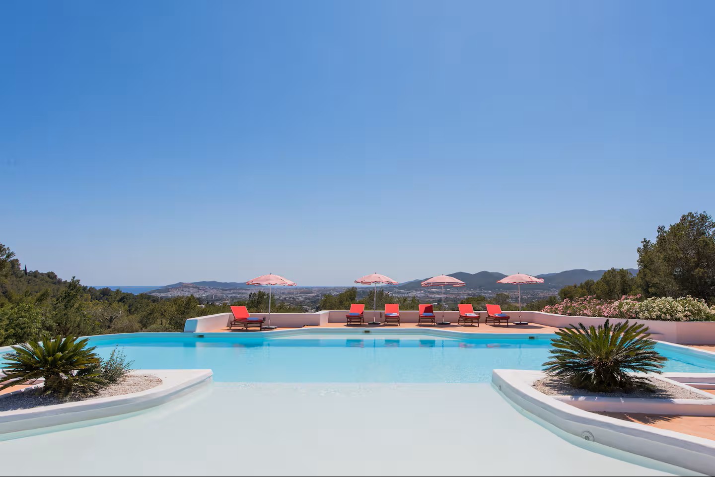 Pool(21)